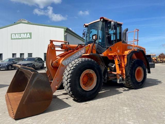 Doosan DL 300-3 (12005349) - Колесен товарач: снимка 1 Doosan DL 300-3 (12005349) - Колесен товарач: снимка 1