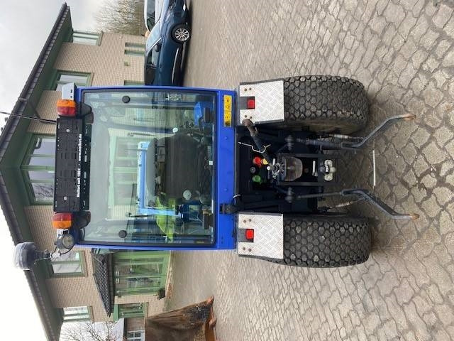 Iseki TM 3267 AHL K (12005269) - Малък трактор: снимка 4 Iseki TM 3267 AHL K (12005269) - Малък трактор: снимка 4