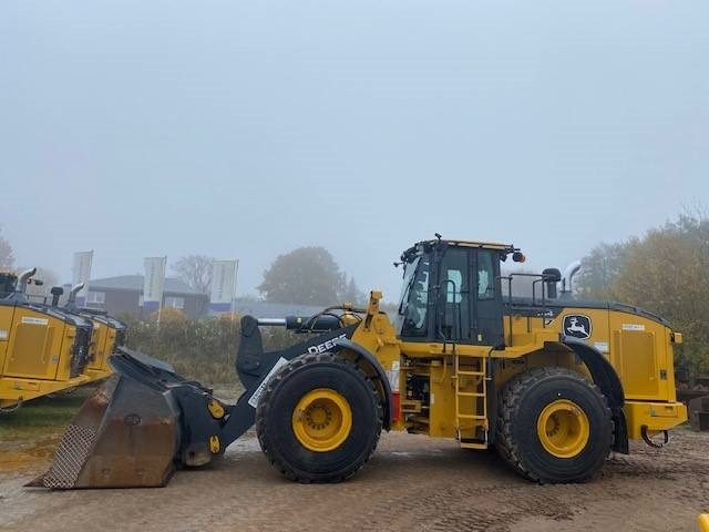 John Deere 744 P MIETE / RENTAL (12002124) - Колесен товарач: снимка 2 John Deere 744 P MIETE / RENTAL (12002124) - Колесен товарач: снимка 2