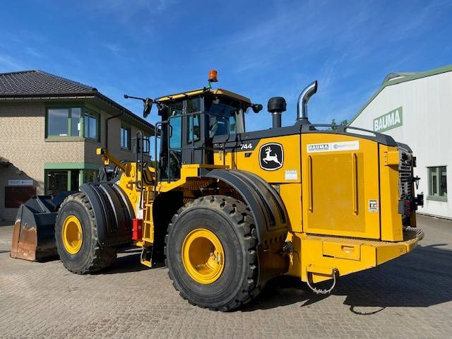 John Deere 744 P MIETE / RENTAL (12002126) - Колесен товарач: снимка 3 John Deere 744 P MIETE / RENTAL (12002126) - Колесен товарач: снимка 3