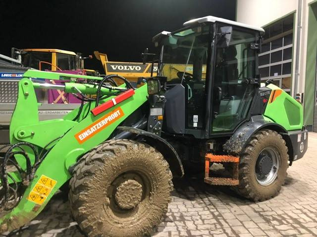 LIUGONG 820 TE vollelektrisch, MIETE / RENTAL (12005253) - Колесен товарач: снимка 1 LIUGONG 820 TE vollelektrisch, MIETE / RENTAL (12005253) - Колесен товарач: снимка 1