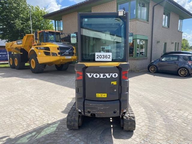 Volvo EC 20 E MIETE / RENTAL (12001275) - Мини багер: снимка 4 Volvo EC 20 E MIETE / RENTAL (12001275) - Мини багер: снимка 4