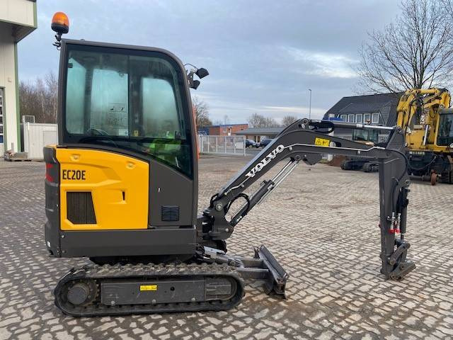 Volvo EC 20 E MIETE / RENTAL (12001812) - Мини багер: снимка 5 Volvo EC 20 E MIETE / RENTAL (12001812) - Мини багер: снимка 5