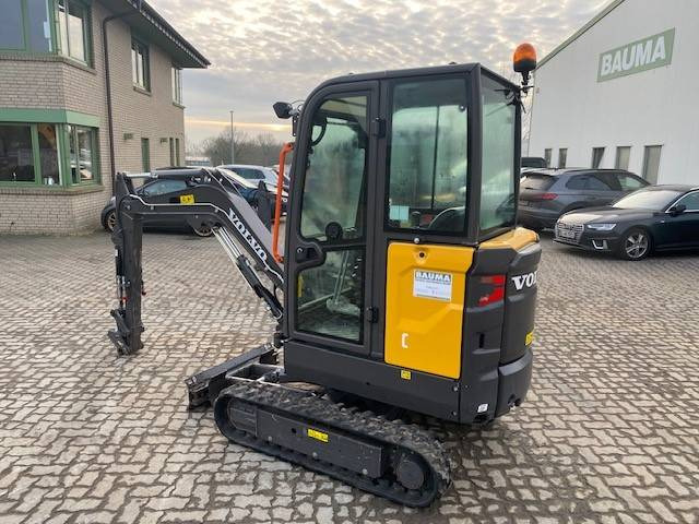 Volvo EC 20 E MIETE / RENTAL (12001812) - Мини багер: снимка 3 Volvo EC 20 E MIETE / RENTAL (12001812) - Мини багер: снимка 3
