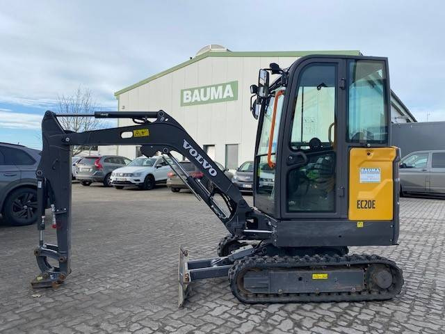 Volvo EC 20 E MIETE / RENTAL (12002071) - Мини багер: снимка 2 Volvo EC 20 E MIETE / RENTAL (12002071) - Мини багер: снимка 2