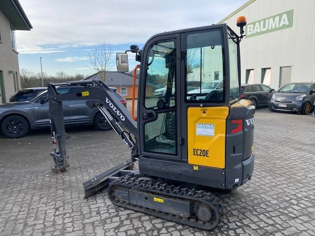Volvo EC 20 E MIETE / RENTAL (12002071) - Мини багер: снимка 3 Volvo EC 20 E MIETE / RENTAL (12002071) - Мини багер: снимка 3