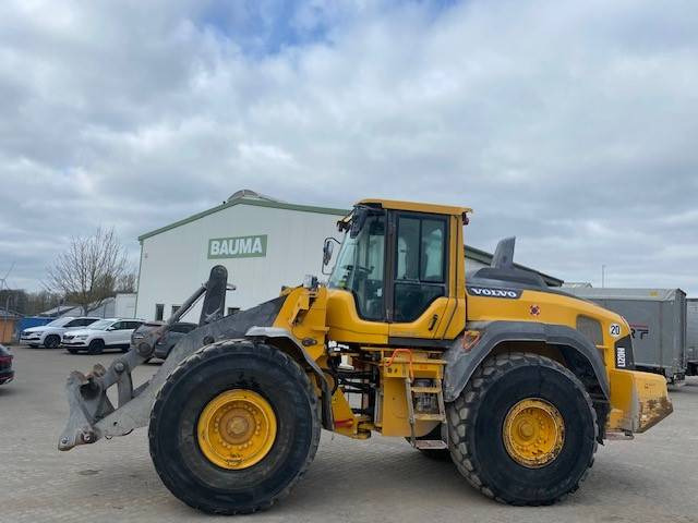 Volvo L 120 H AT-Motor bei 7.832 h (12005333) - Колесен товарач: снимка 1 Volvo L 120 H AT-Motor bei 7.832 h (12005333) - Колесен товарач: снимка 1