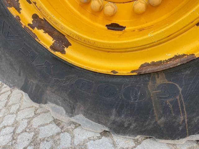 Колесен товарач Volvo L 120 H MIETE / RENTAL (12001931): снимка 20 Колесен товарач Volvo L 120 H MIETE / RENTAL (12001931): снимка 20