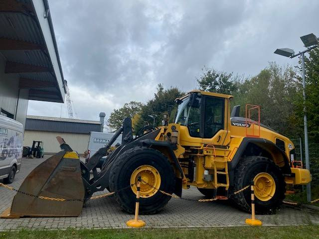 Volvo L 150 H MIETE / RENTAL (12005547) - Колесен товарач: снимка 1 Volvo L 150 H MIETE / RENTAL (12005547) - Колесен товарач: снимка 1