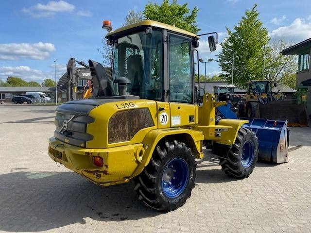 Volvo L 35 G MIETE / RENTAL (12002209) - Колесен товарач: снимка 4 Volvo L 35 G MIETE / RENTAL (12002209) - Колесен товарач: снимка 4
