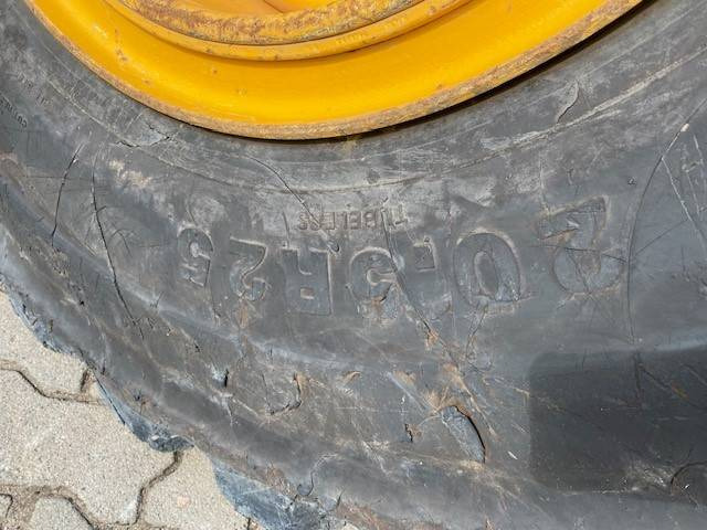Колесен товарач Volvo L 90 H MIETE / RENTAL (12002215): снимка 12