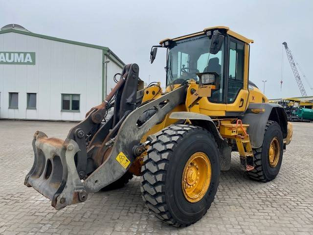 Volvo L 90 H MIETE / RENTAL (12005310) - Колесен товарач: снимка 1 Volvo L 90 H MIETE / RENTAL (12005310) - Колесен товарач: снимка 1