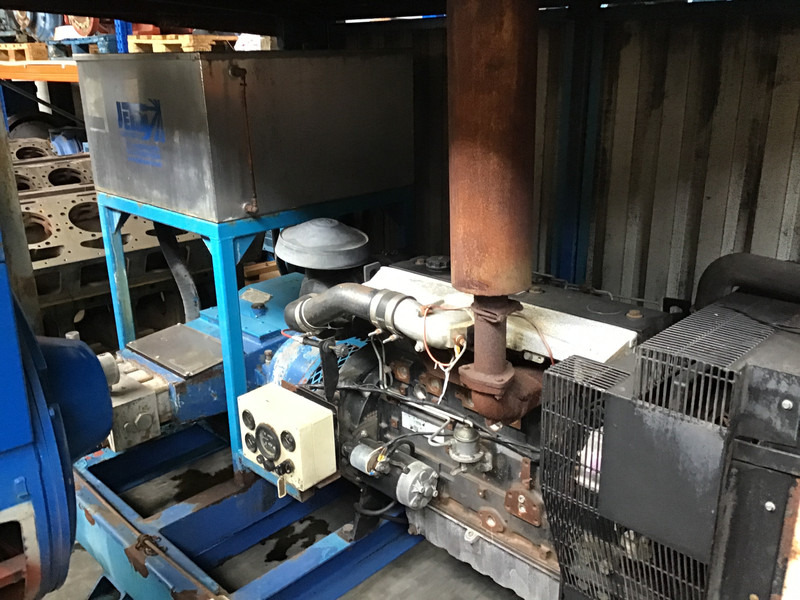 Perkins 1006-6 POMP 800 BAR USED - Водна помпа: снимка 5 Perkins 1006-6 POMP 800 BAR USED - Водна помпа: снимка 5