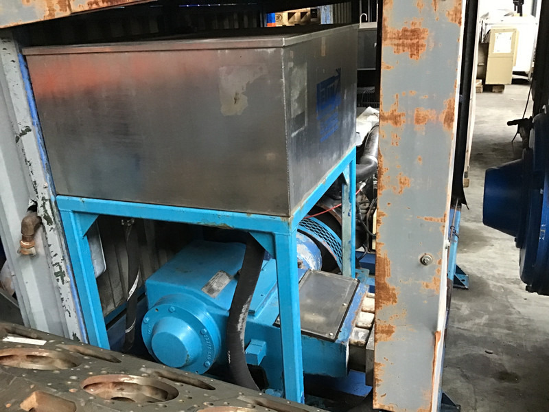 Perkins 1006-6 POMP 800 BAR USED - Водна помпа: снимка 3 Perkins 1006-6 POMP 800 BAR USED - Водна помпа: снимка 3