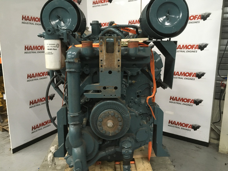Detroit Diesel MTU 12V2000 USED - Строителна техника: снимка 4 Detroit Diesel MTU 12V2000 USED - Строителна техника: снимка 4