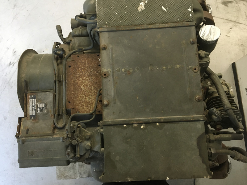 Deutz BF8L413F USED - Строителна техника: снимка 5 Deutz BF8L413F USED - Строителна техника: снимка 5