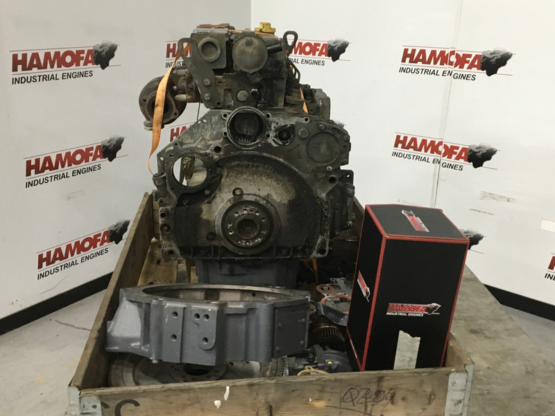 Deutz TCD2012L04 2V FOR PARTS - Строителна техника: снимка 4 Deutz TCD2012L04 2V FOR PARTS - Строителна техника: снимка 4