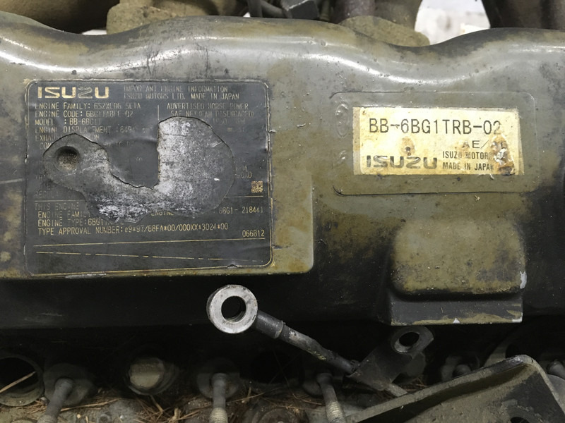 Строителна техника Isuzu 6BG1TRB-02 FOR PARTS: снимка 6