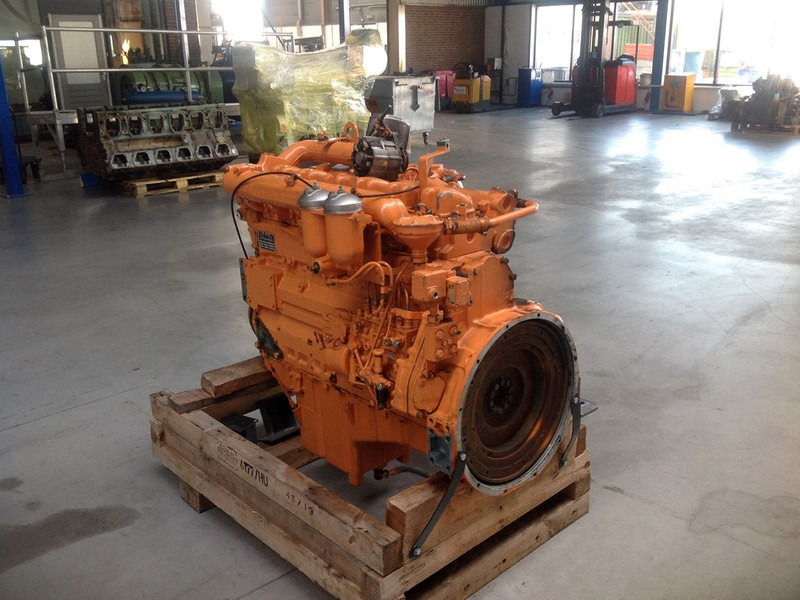 MAN D2866 TE USED - Строителна техника: снимка 1 MAN D2866 TE USED - Строителна техника: снимка 1