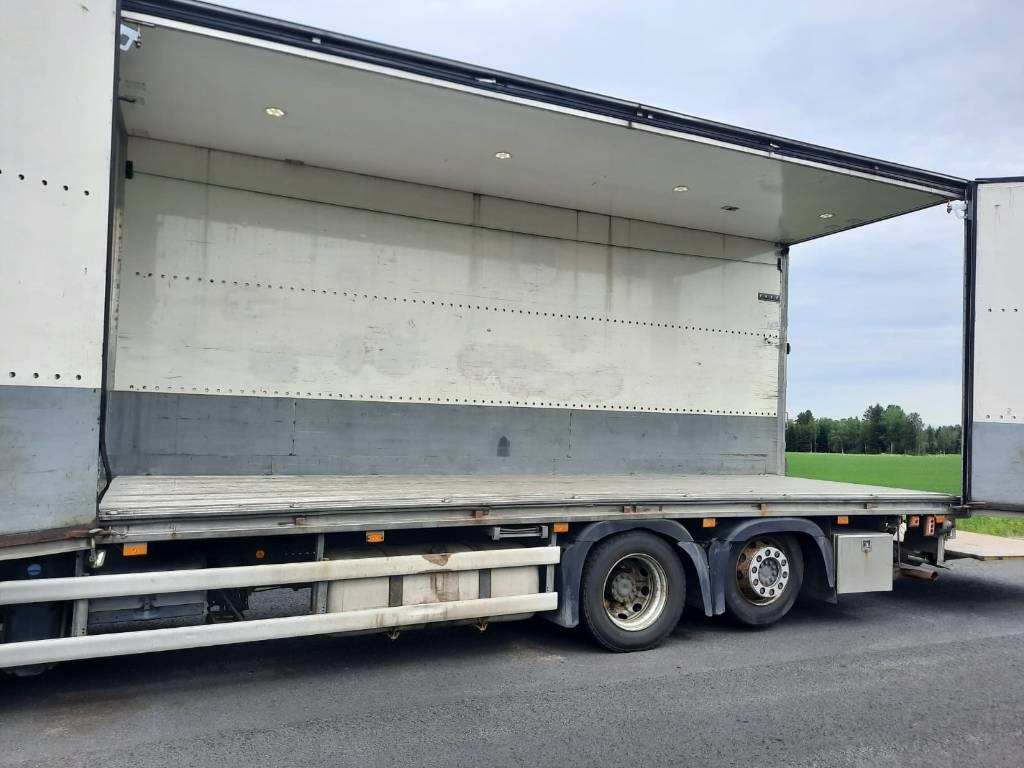 Mercedes-Benz Actros 2551 - Камион фургон: снимка 5 Mercedes-Benz Actros 2551 - Камион фургон: снимка 5