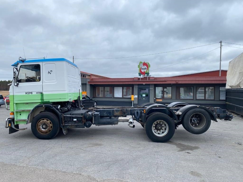 Scania R 142 - Шаси кабина: снимка 5 Scania R 142 - Шаси кабина: снимка 5