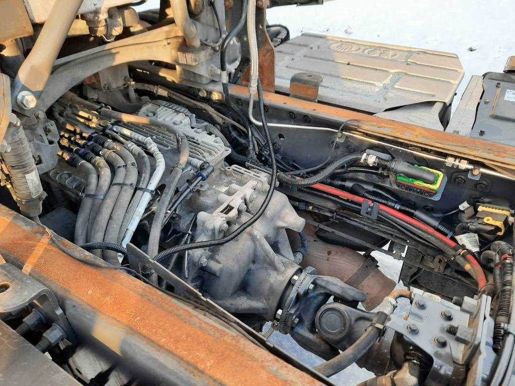 Volvo FH 13 - Шаси кабина: снимка 5 Volvo FH 13 - Шаси кабина: снимка 5