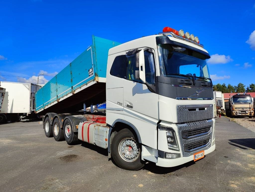 Volvo FH 16 750 - Самосвал камион: снимка 2 Volvo FH 16 750 - Самосвал камион: снимка 2