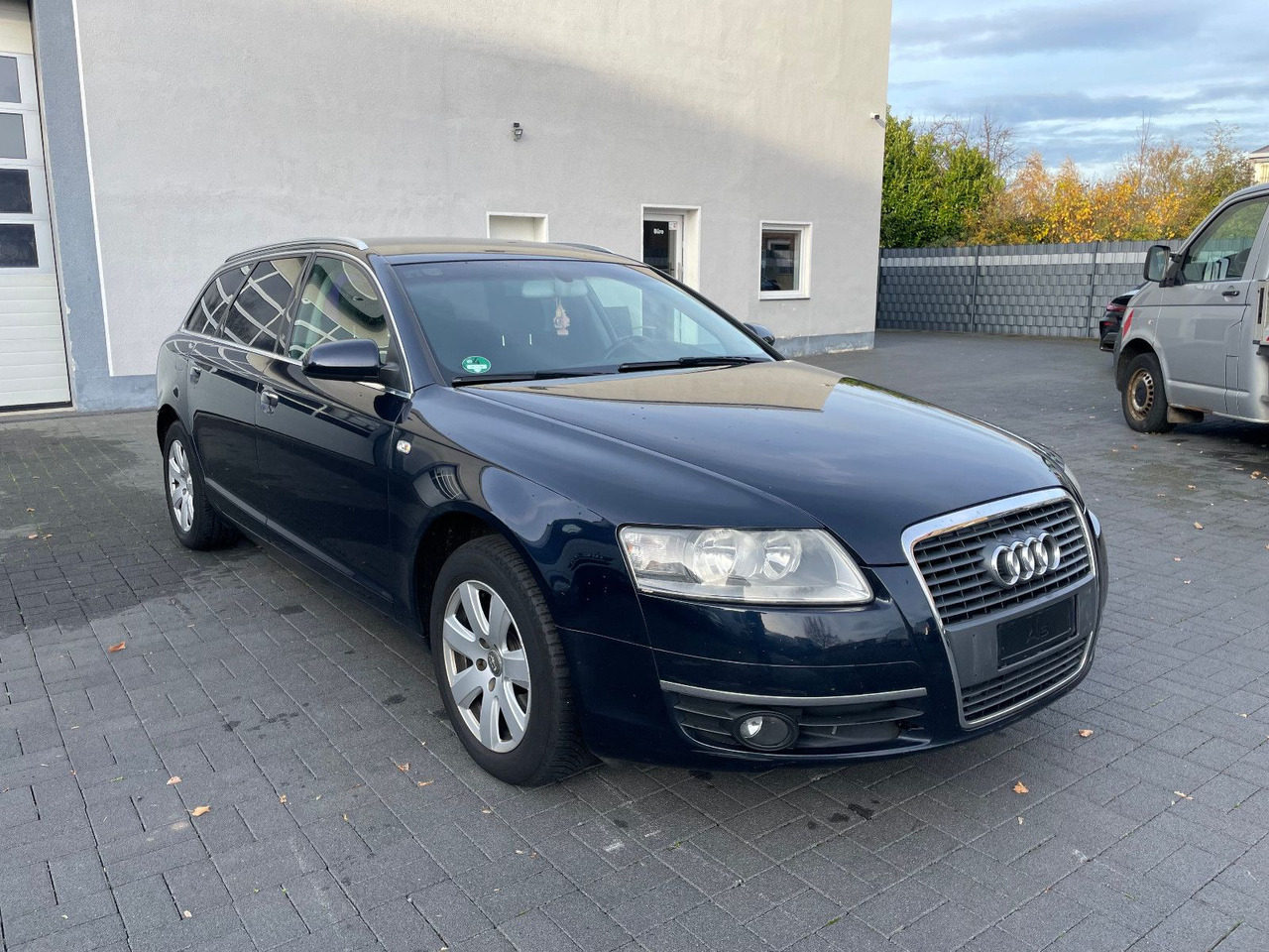 Audi A6 Avant 2.7 TDI Defekt !!! - Комби: снимка 1 Audi A6 Avant 2.7 TDI Defekt !!! - Комби: снимка 1