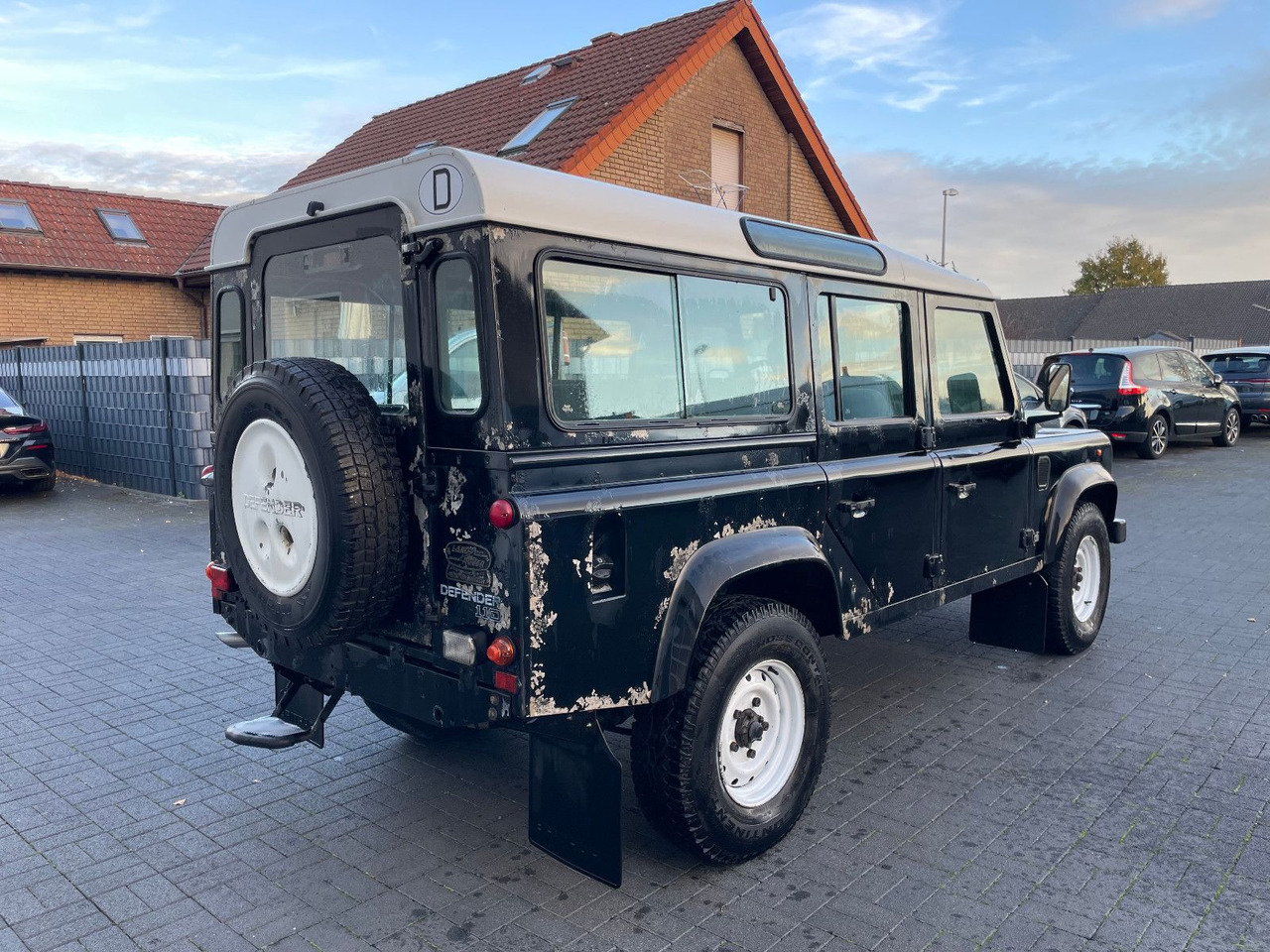 Land Rover Defender 110 SW 2.5 TD , Wohnm.Zulassung, 1.Hand - Джип: снимка 2 Land Rover Defender 110 SW 2.5 TD , Wohnm.Zulassung, 1.Hand - Джип: снимка 2