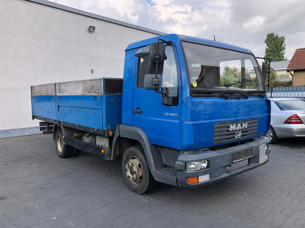 MAN LE 140 C Klima, Tempomat, TÜV 11-2025 - Бордови бус: снимка 3 MAN LE 140 C Klima, Tempomat, TÜV 11-2025 - Бордови бус: снимка 3