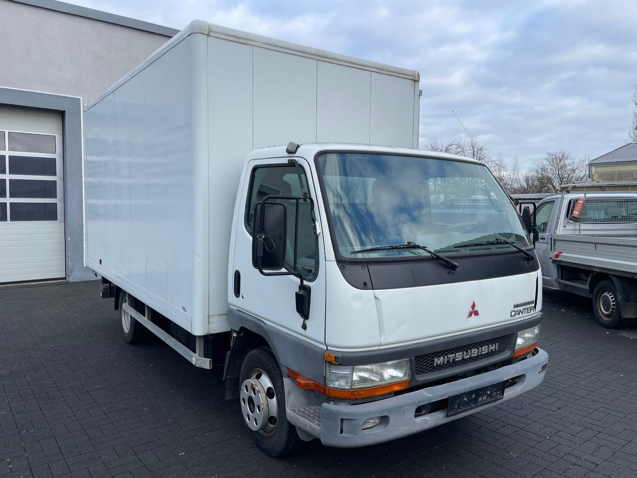 Mitsubishi Canter 3.9D, TE 649 - Лекотоварен автомобил фургон: снимка 1 Mitsubishi Canter 3.9D, TE 649 - Лекотоварен автомобил фургон: снимка 1