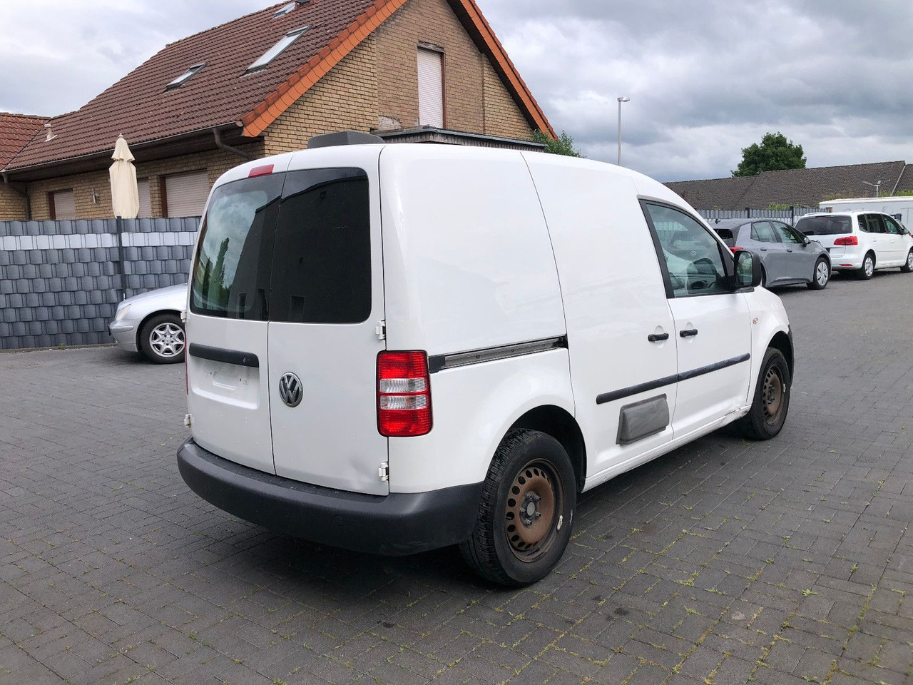 Volkswagen Caddy 1.6 TDi EcoProfi, Klima - Малък ван: снимка 2 Volkswagen Caddy 1.6 TDi EcoProfi, Klima - Малък ван: снимка 2