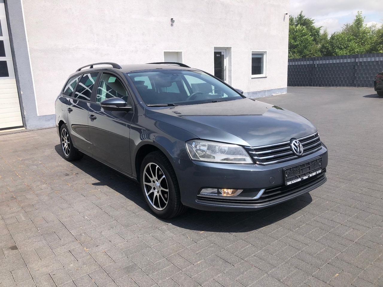 Volkswagen Passat Variant 1.4 TSi Trendline - Лек автомобил: снимка 3 Volkswagen Passat Variant 1.4 TSi Trendline - Лек автомобил: снимка 3