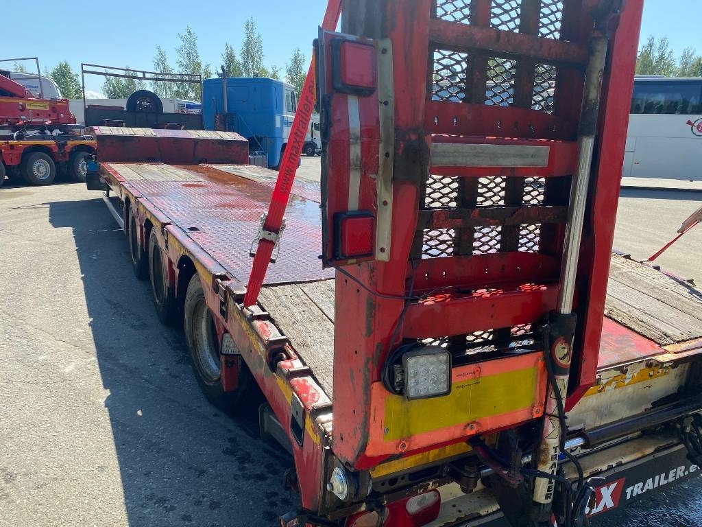 Faymonville Max Trailer, Max100 3AU - Нискорамна площадка полуремарке: снимка 4 Faymonville Max Trailer, Max100 3AU - Нискорамна площадка полуремарке: снимка 4