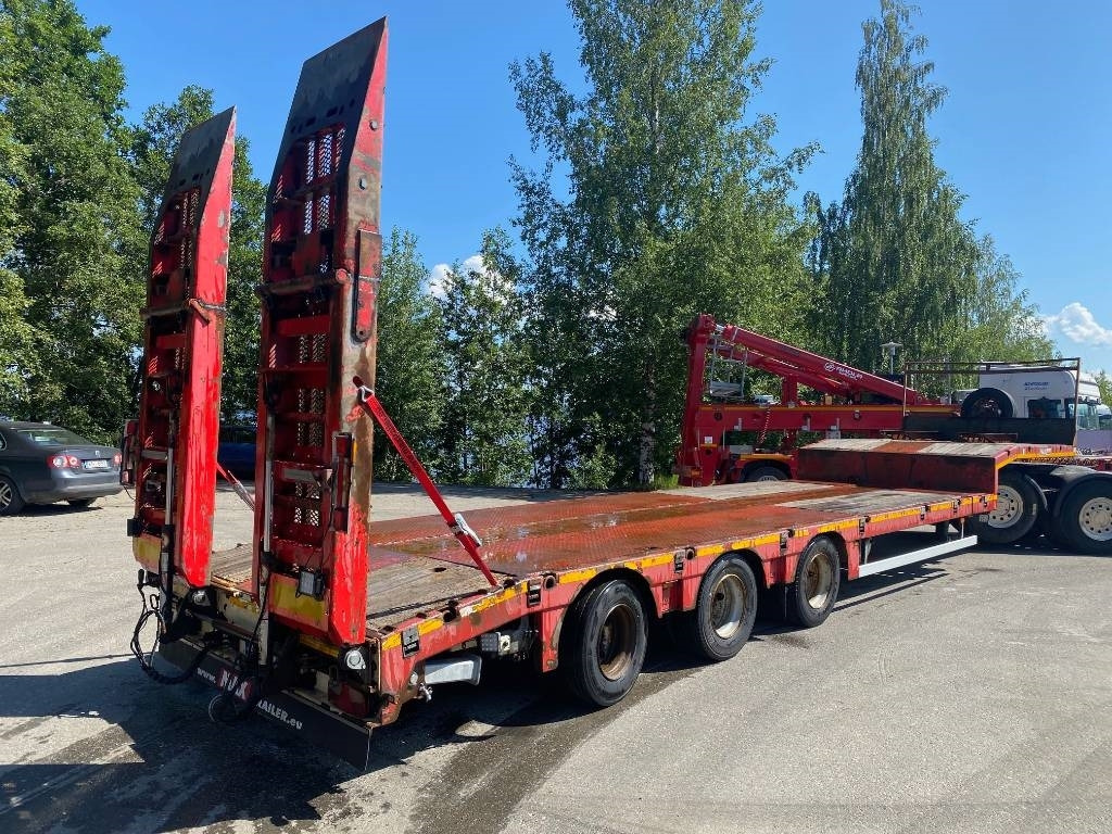 Faymonville Max Trailer, Max100 3AU - Нискорамна площадка полуремарке: снимка 5 Faymonville Max Trailer, Max100 3AU - Нискорамна площадка полуремарке: снимка 5