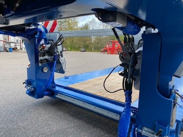 Faymonville Max Trailer, Max510, 2-aks, PA - Нискорамна площадка полуремарке: снимка 3 Faymonville Max Trailer, Max510, 2-aks, PA - Нискорамна площадка полуремарке: снимка 3