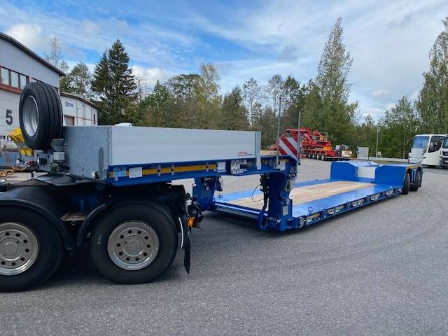 Faymonville Max Trailer, Max510, 2-aks, PA - Нискорамна площадка полуремарке: снимка 1 Faymonville Max Trailer, Max510, 2-aks, PA - Нискорамна площадка полуремарке: снимка 1