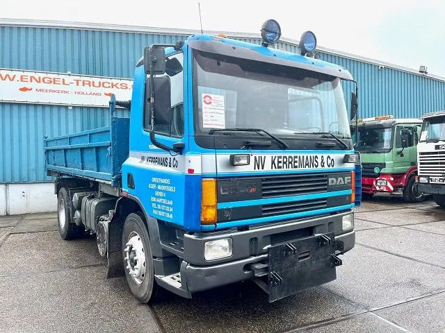 DAF 65.210 ATI 4x2 FULL STEEL KIPPER (EURO 2 / MANUAL GEARBOX / FULL STEEL SUSPENSION / P.T.O.) - Самосвал камион: снимка 2 DAF 65.210 ATI 4x2 FULL STEEL KIPPER (EURO 2 / MANUAL GEARBOX / FULL STEEL SUSPENSION / P.T.O.) - Самосвал камион: снимка 2