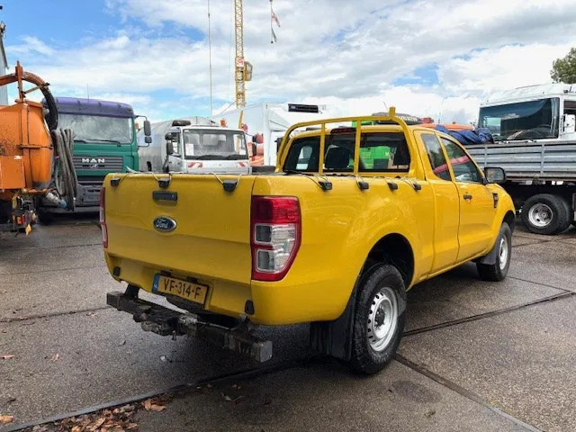 Ford Ranger 2.2TDCI 4x4 SUPERCAB PICK-UP (6 GEARS MANUAL GEARBOX / AIRCONDITIONING / ETC!!) RANGER 2.2TDCI 4x4 SUPERCAB PICK-UP - Пикап: снимка 3 Ford Ranger 2.2TDCI 4x4 SUPERCAB PICK-UP (6 GEARS MANUAL GEARBOX / AIRCONDITIONING / ETC!!) RANGER 2.2TDCI 4x4 SUPERCAB PICK-UP - Пикап: снимка 3