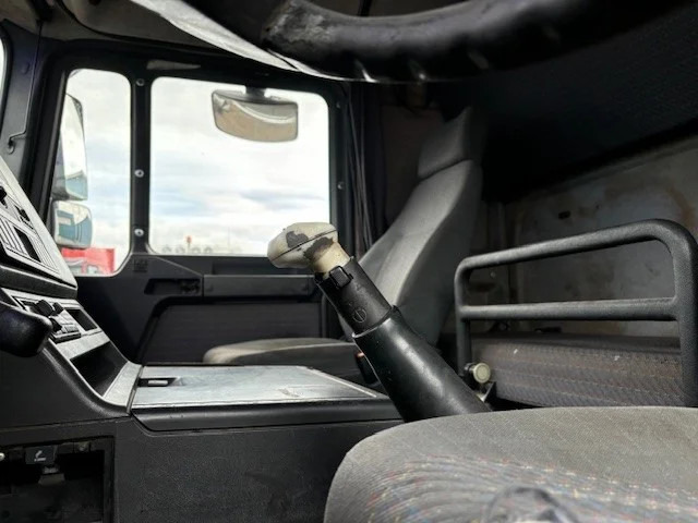 Шаси кабина MAN 26.414 FNL-T (6-CILINDERHEADS) 6x4 CHASSIS (EURO 2 / ZF16 MANUAL GEARBOX / REDUCTION AXLES): снимка 8