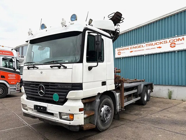 Mercedes-Benz Actros 2540 L 6x2 MP1 WITH V-CRANE & HOOK-ARM SYSTEM (EPS WITH CLUTCH (3 PEDALS) / REDUCTION AXLE / STEEL-/AIR SUSPENSION / P.T. - Мултилифт с кука камион, Камион с кран: снимка 1 Mercedes-Benz Actros 2540 L 6x2 MP1 WITH V-CRANE & HOOK-ARM SYSTEM (EPS WITH CLUTCH (3 PEDALS) / REDUCTION AXLE / STEEL-/AIR SUSPENSION / P.T. - Мултилифт с кука камион, Камион с кран: снимка 1