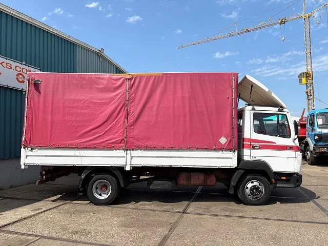 Mercedes-Benz LK 814 K 6-CILINDER FULL STEEL WITH TENT BOX / CATTLE BOX (MANUAL GEARBOX / FULL STEEL SUSPENSION) - Камион с брезент: снимка 5 Mercedes-Benz LK 814 K 6-CILINDER FULL STEEL WITH TENT BOX / CATTLE BOX (MANUAL GEARBOX / FULL STEEL SUSPENSION) - Камион с брезент: снимка 5
