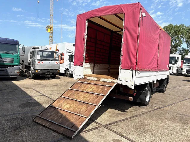 Mercedes-Benz LK 814 K 6-CILINDER FULL STEEL WITH TENT BOX / CATTLE BOX (MANUAL GEARBOX / FULL STEEL SUSPENSION) - Камион с брезент: снимка 4 Mercedes-Benz LK 814 K 6-CILINDER FULL STEEL WITH TENT BOX / CATTLE BOX (MANUAL GEARBOX / FULL STEEL SUSPENSION) - Камион с брезент: снимка 4