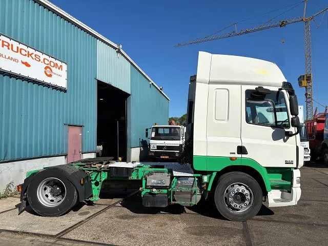 DAF CF 85.410 SPACECAB 4x2 (ZF16 MANUAL GEARBOX / MX-BRAKE / 995 LITER DIESELTANK / AIRCONDITIONING / FRIDGE UNTHER BED) - Влекач: снимка 4 DAF CF 85.410 SPACECAB 4x2 (ZF16 MANUAL GEARBOX / MX-BRAKE / 995 LITER DIESELTANK / AIRCONDITIONING / FRIDGE UNTHER BED) - Влекач: снимка 4