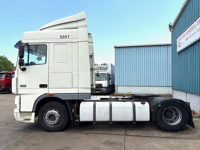 DAF XF 105.460 SPACECAB (4 IDENTICAL UNITS AVAILBLE) (ZF16 MANUAL GEARBOX / MX-BRAKE / 870+430 LITER TANK / FRIDGE / AIRCONDITIONING - Влекач: снимка 5 DAF XF 105.460 SPACECAB (4 IDENTICAL UNITS AVAILBLE) (ZF16 MANUAL GEARBOX / MX-BRAKE / 870+430 LITER TANK / FRIDGE / AIRCONDITIONING - Влекач: снимка 5