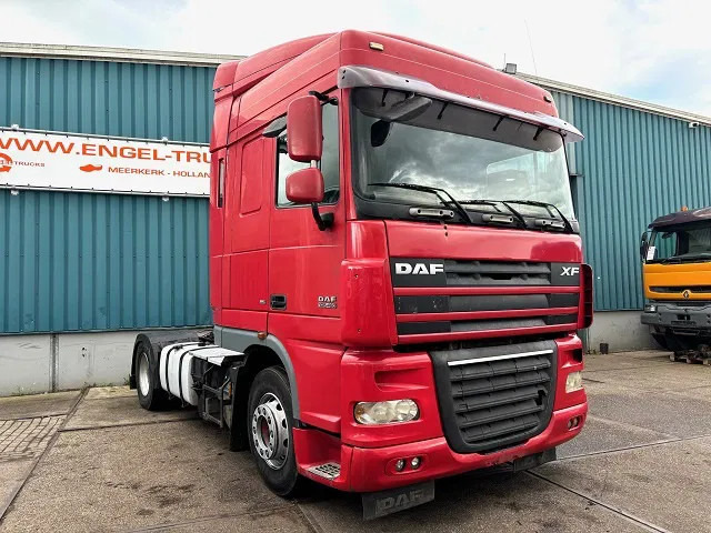 DAF XF 105.460 SPACECAB (ZF16 MANUAL GEARBOX / MX-BRAKE / 870+430 LITER TANK / AIRCONDITIONING / FRIDGE) - Влекач: снимка 2 DAF XF 105.460 SPACECAB (ZF16 MANUAL GEARBOX / MX-BRAKE / 870+430 LITER TANK / AIRCONDITIONING / FRIDGE) - Влекач: снимка 2