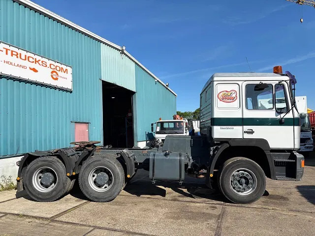 MAN 26.372 DFS 6x4 FULL STEEL TRACTOR (MANUAL GEARBOX / FULL STEEL SUSPENSION / REDUCTION AXLES) - Влекач: снимка 4 MAN 26.372 DFS 6x4 FULL STEEL TRACTOR (MANUAL GEARBOX / FULL STEEL SUSPENSION / REDUCTION AXLES) - Влекач: снимка 4