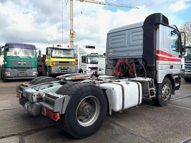 Mercedes-Benz Actros 1843 LS SLEEPERCAB (MP1) (ZF16 MANUAL GEARBOX / REDUCTION AXLES / AIRCONDITIONING / ETC.) - Влекач: снимка 3 Mercedes-Benz Actros 1843 LS SLEEPERCAB (MP1) (ZF16 MANUAL GEARBOX / REDUCTION AXLES / AIRCONDITIONING / ETC.) - Влекач: снимка 3