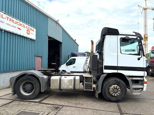 Mercedes-Benz Actros 1848 LS (MP1) 4x2 TRACTOR (EPS WITH CLUTCH / RUDUCTION AXLE / HYDRAULIC KIT / AIRCONDITIONING / ETC) - Влекач: снимка 4 Mercedes-Benz Actros 1848 LS (MP1) 4x2 TRACTOR (EPS WITH CLUTCH / RUDUCTION AXLE / HYDRAULIC KIT / AIRCONDITIONING / ETC) - Влекач: снимка 4