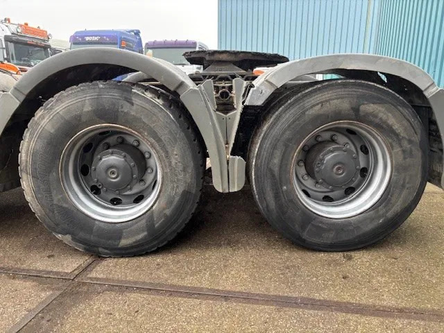 Влекач Mercedes-Benz Actros 2640 S 6x4 FULL STEEL TRACTOR UNIT (EPS WITH CLUTCH (3 PEDALS) / REDUCTION AXLES / FULL STEEL SUSPENSION / HYDRAULIC KIT: снимка 8